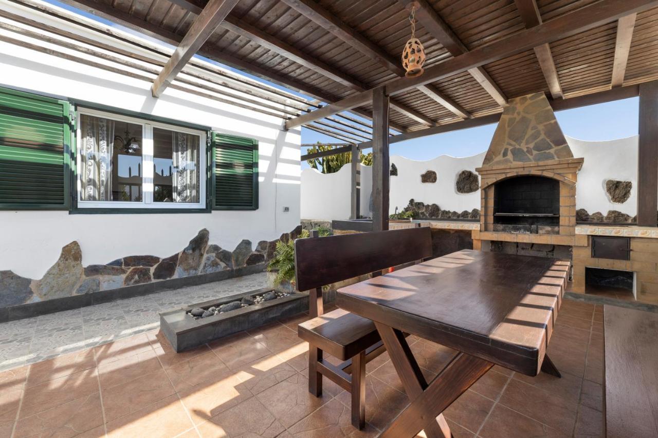 Villa Lele Плая Бланка Екстериор снимка